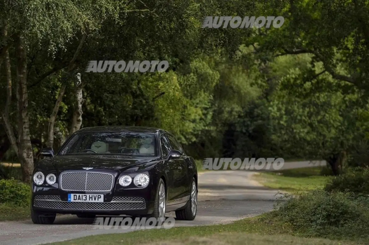 Garavaglia: «Nuova Bentley Flying Spur? Lusso, tecnologia e piacere di guida» (28)