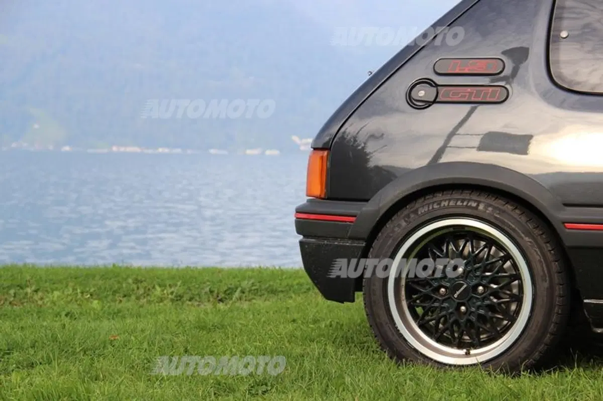 Peugeot 205 GTI Gutmann (22)
