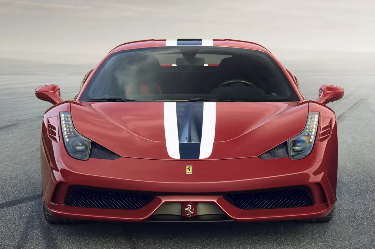 Ferrari 458 Speciale: interni in Alcantara anche per la V8 più estrema di Maranello (4)