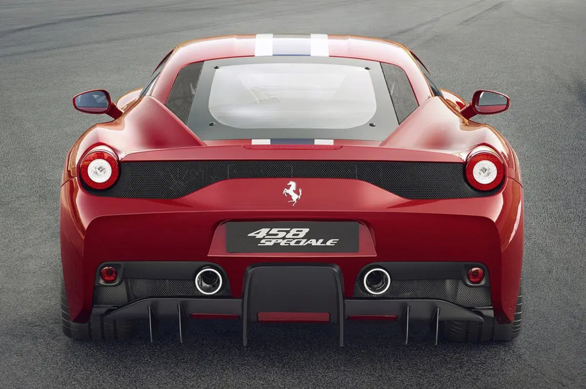 Ferrari 458 Speciale: interni in Alcantara anche per la V8 più estrema di Maranello (5)