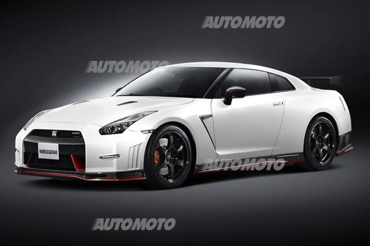Nuova Nissan GT-R Nismo (2)