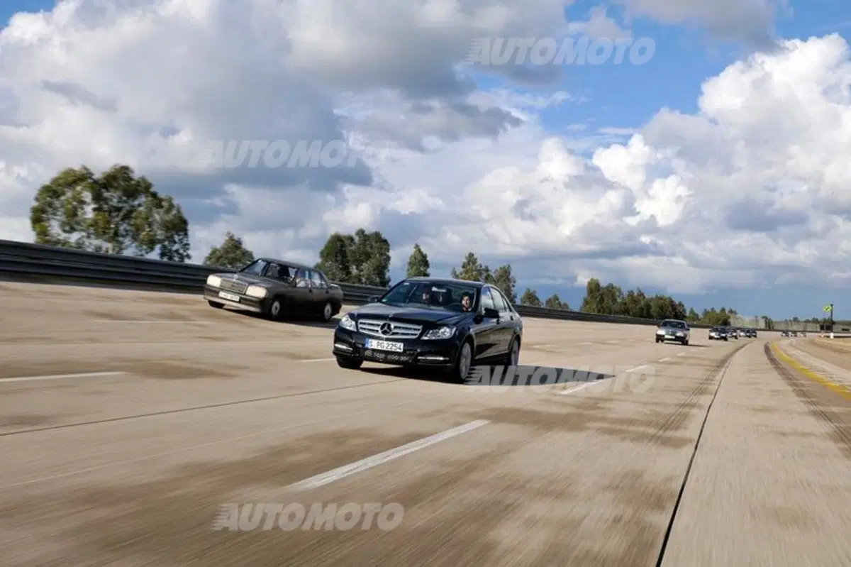 Mercedes-Benz Classe C: 30 anni di un cult (2)