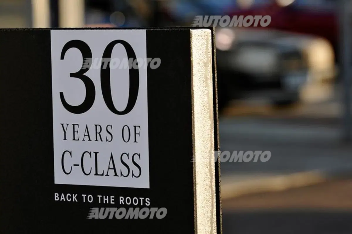 Mercedes-Benz Classe C: 30 anni di un cult (15)