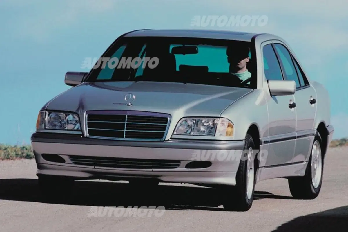 Mercedes-Benz Classe C: 30 anni di un cult (29)