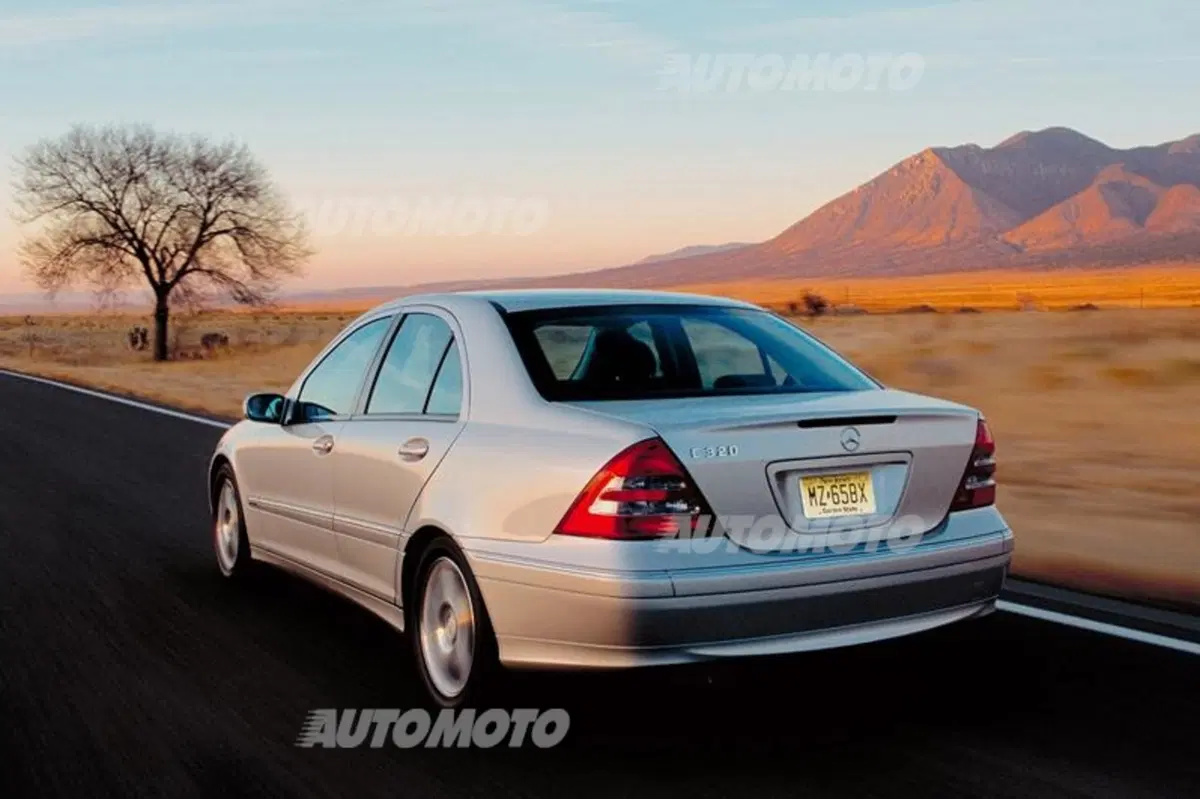 Mercedes-Benz Classe C: 30 anni di un cult (33)