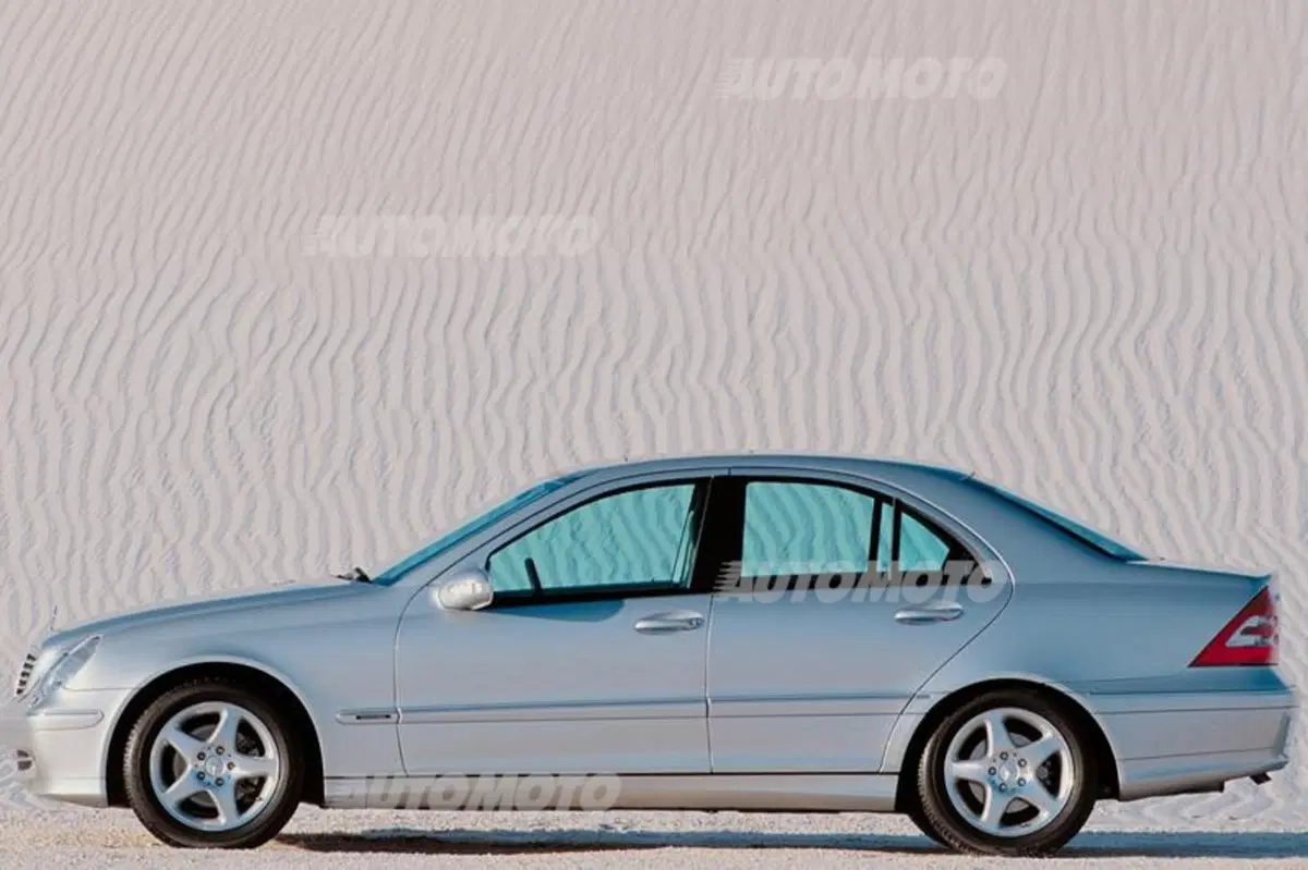 Mercedes-Benz Classe C: 30 anni di un cult (35)