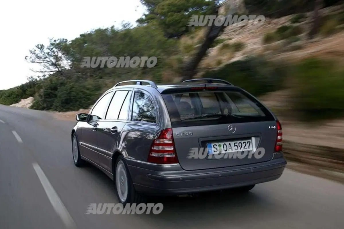 Mercedes-Benz Classe C: 30 anni di un cult (39)
