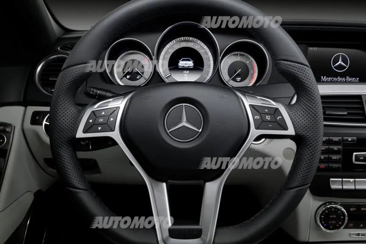 Mercedes-Benz Classe C: 30 anni di un cult (50)