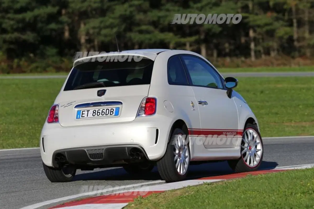 Abarth 595 50° Anniversario (14)