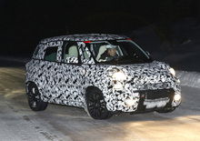 Fiat 500L restyling: beccata sulla neve, ecco le foto spia