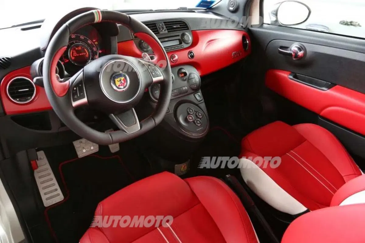 Abarth 595 50° Anniversario (31)