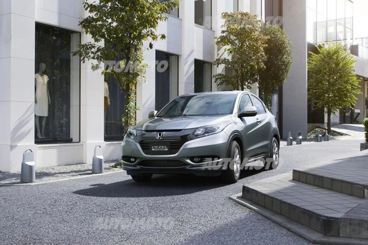 Honda Vezel (2)
