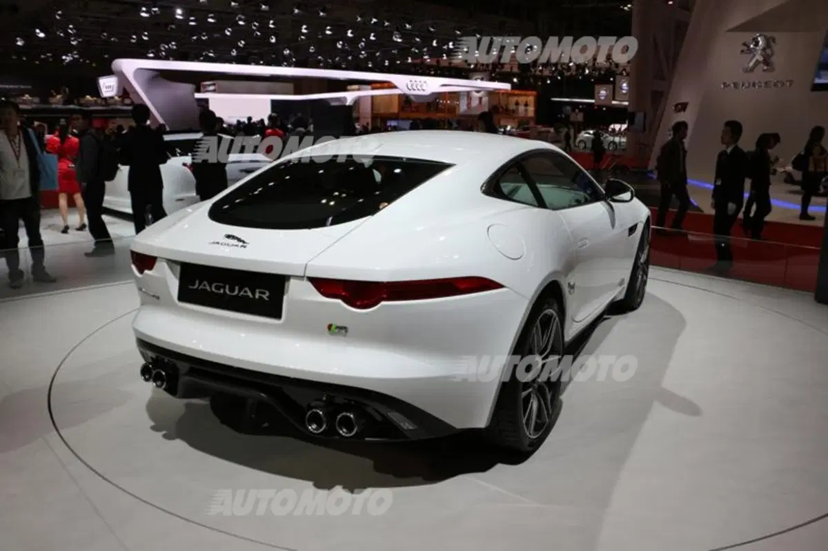Jaguar al Tokyo Motor Show 2013 (9)