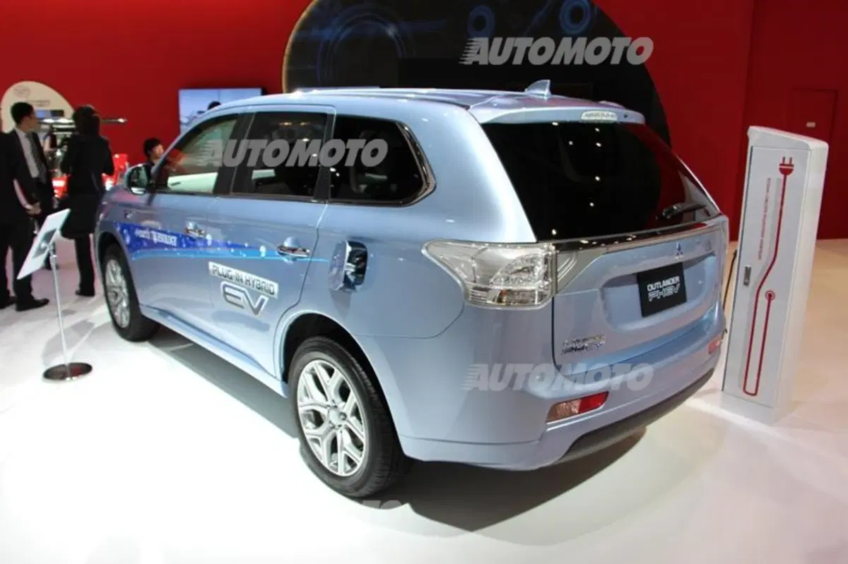 Mitsubishi al Tokyo Motor Show 2013 (9)