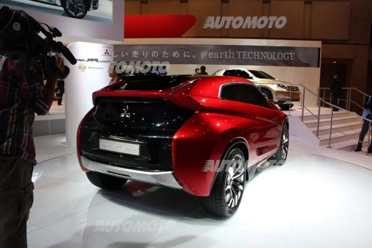 Mitsubishi al Tokyo Motor Show 2013 (14)