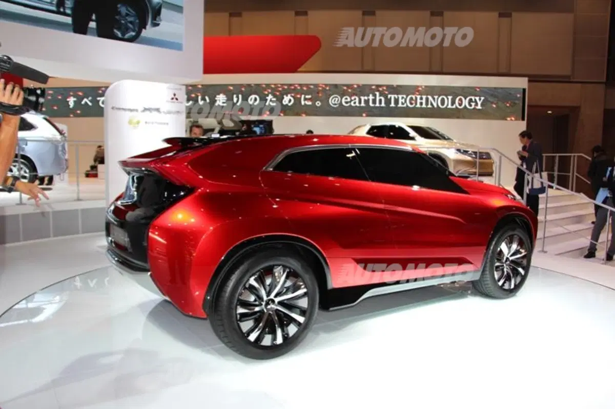 Mitsubishi al Tokyo Motor Show 2013 (15)