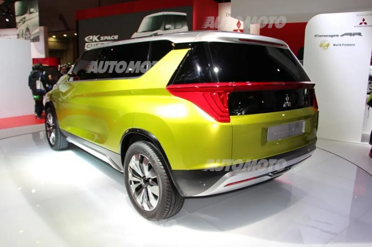 Mitsubishi al Tokyo Motor Show 2013 (24)