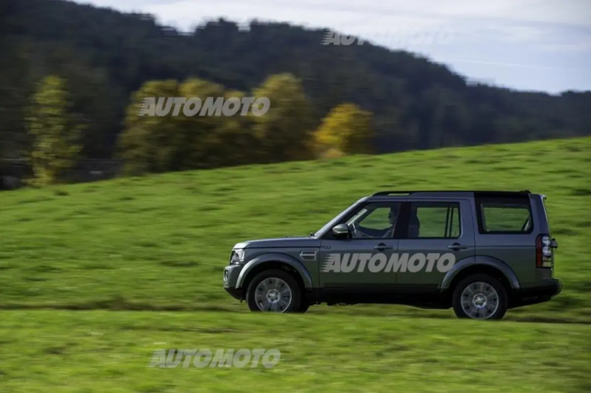 Land Rover Discovery 2014 (22)
