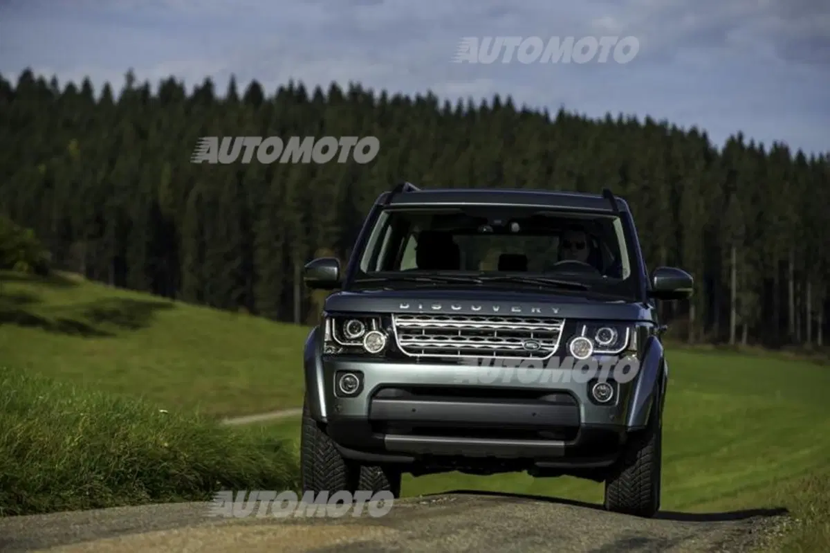 Land Rover Discovery 2014 (34)