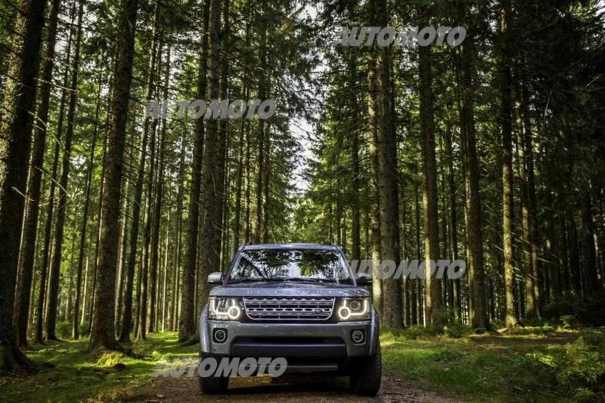 Land Rover Discovery 2014 (35)