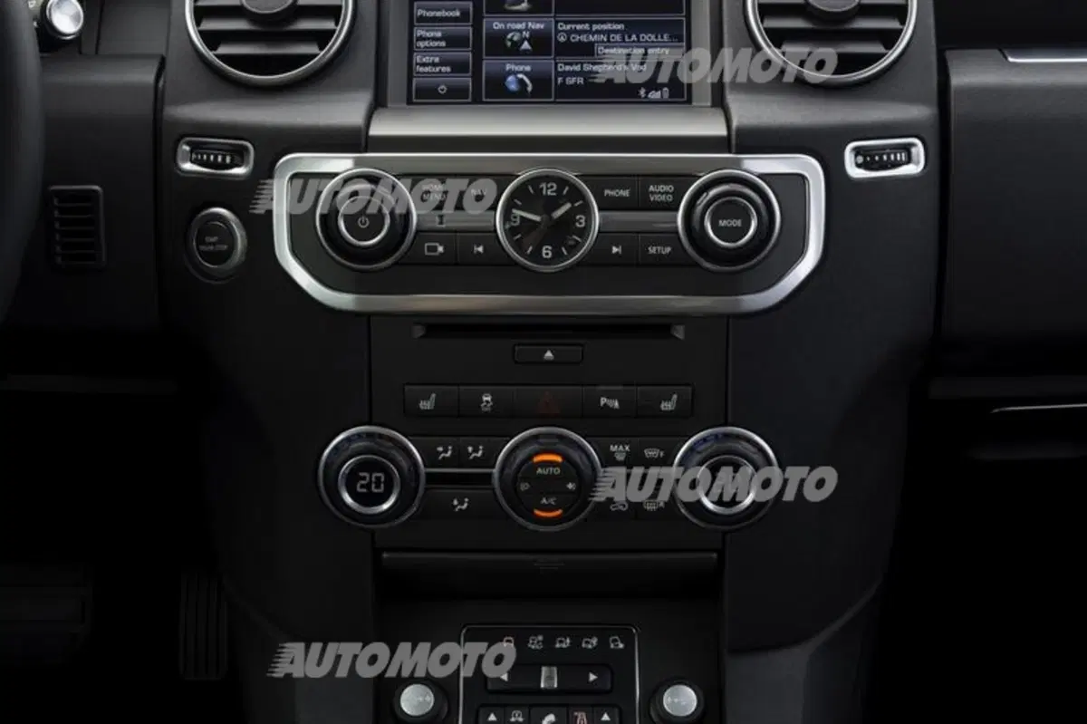 Land Rover Discovery 2014 (50)