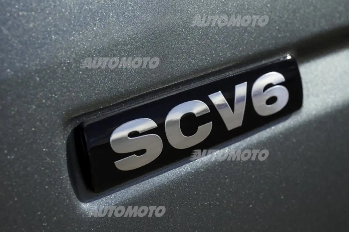 Land Rover Discovery 2014 (63)