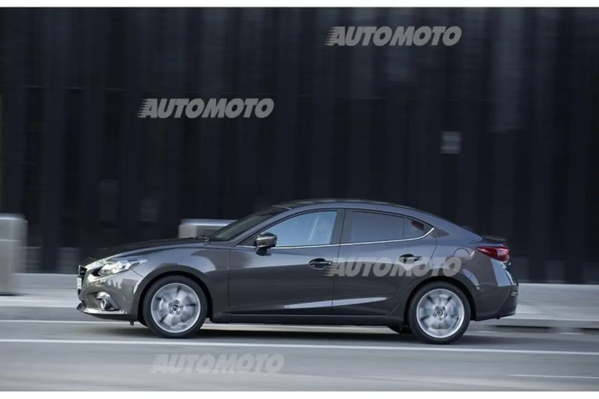 Mazda3 Skyactiv-Hybrid (10)
