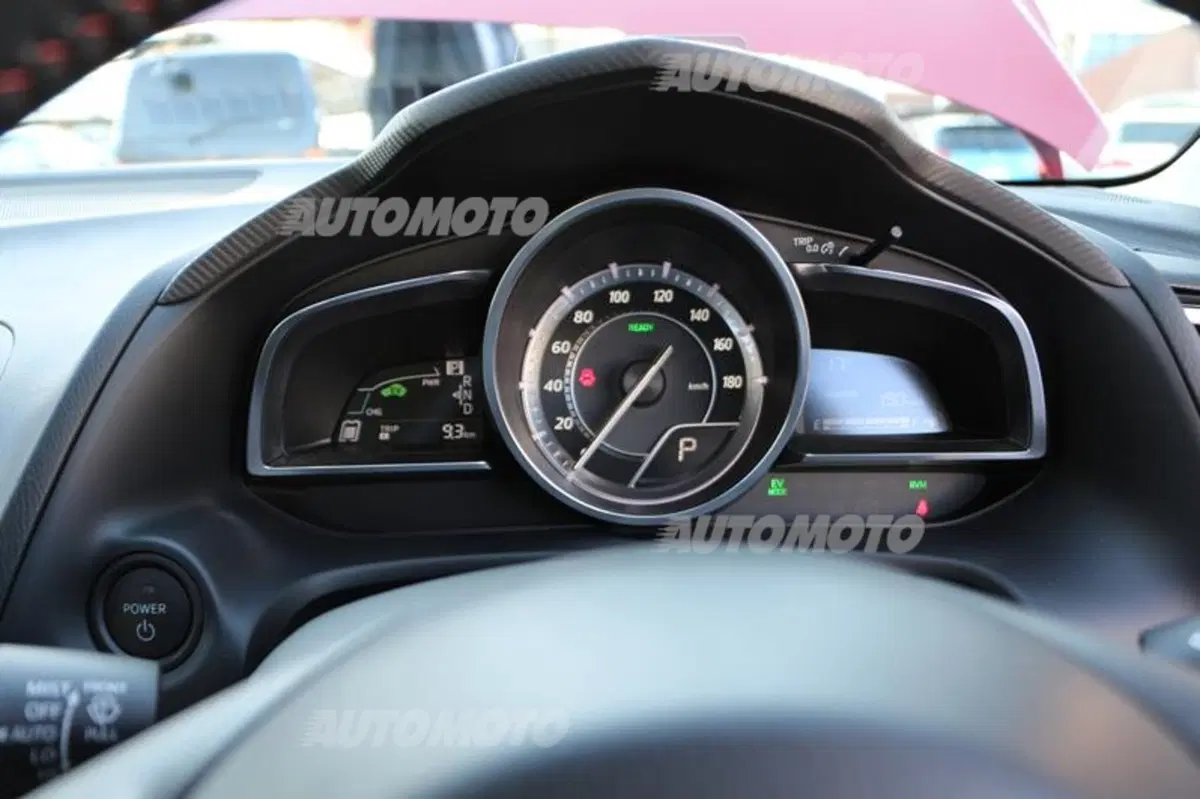 Mazda3 Skyactiv-Hybrid (21)