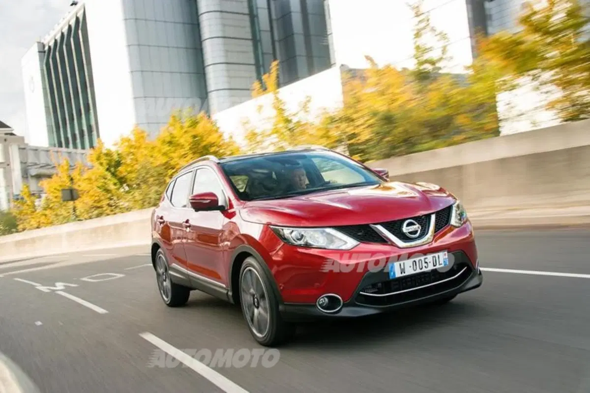 Nissan Qashqai Premier Limited Edition (4)