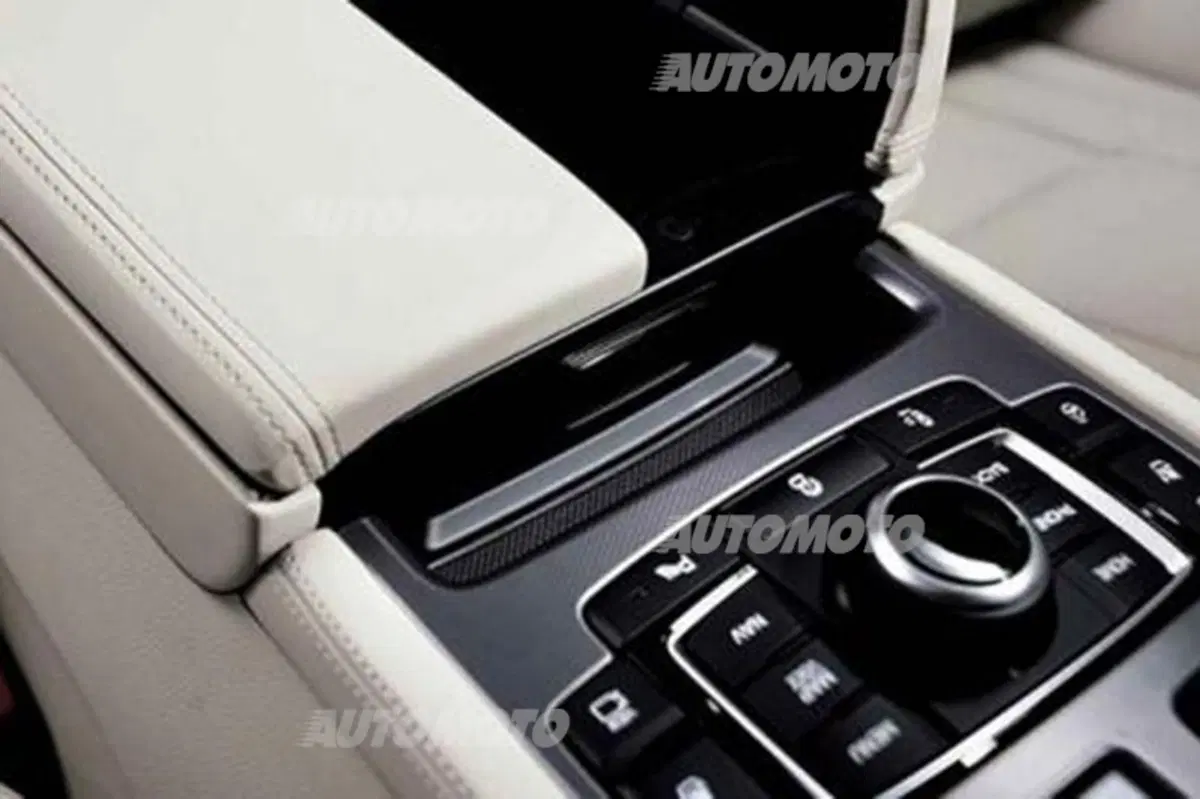 Hyundai Genesis: l'ammiraglia coreana pronta per l'Europa (9)