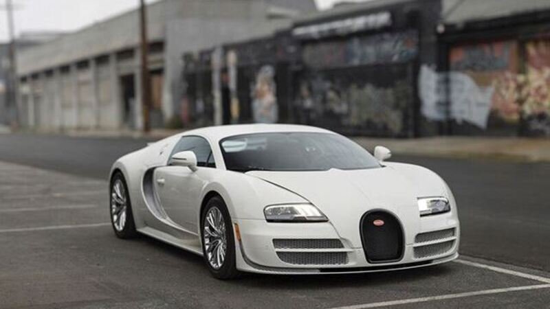 Bugatti Veyron Super Sport: l&#039;ultima all&#039;asta negli USA