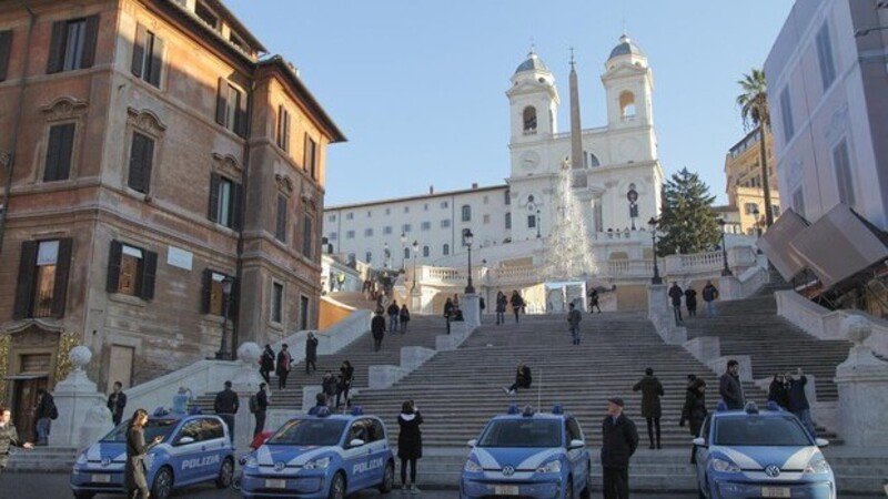 Roma: arrivano le Volkswagen e-up! per la Polizia