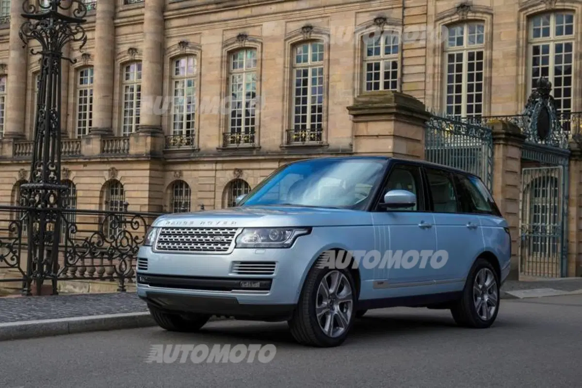 Range Rover Hybrid (13)