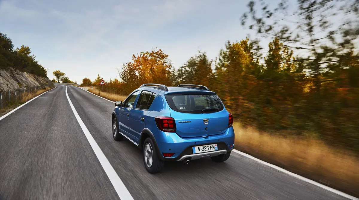 Dacia Sandero restyling 2017 [Video primo test] (2)