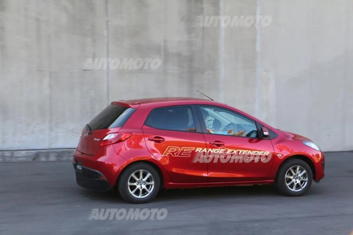 Mazda2 EV
