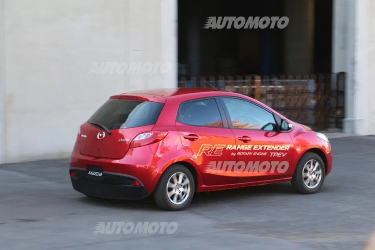 Mazda2 EV (7)