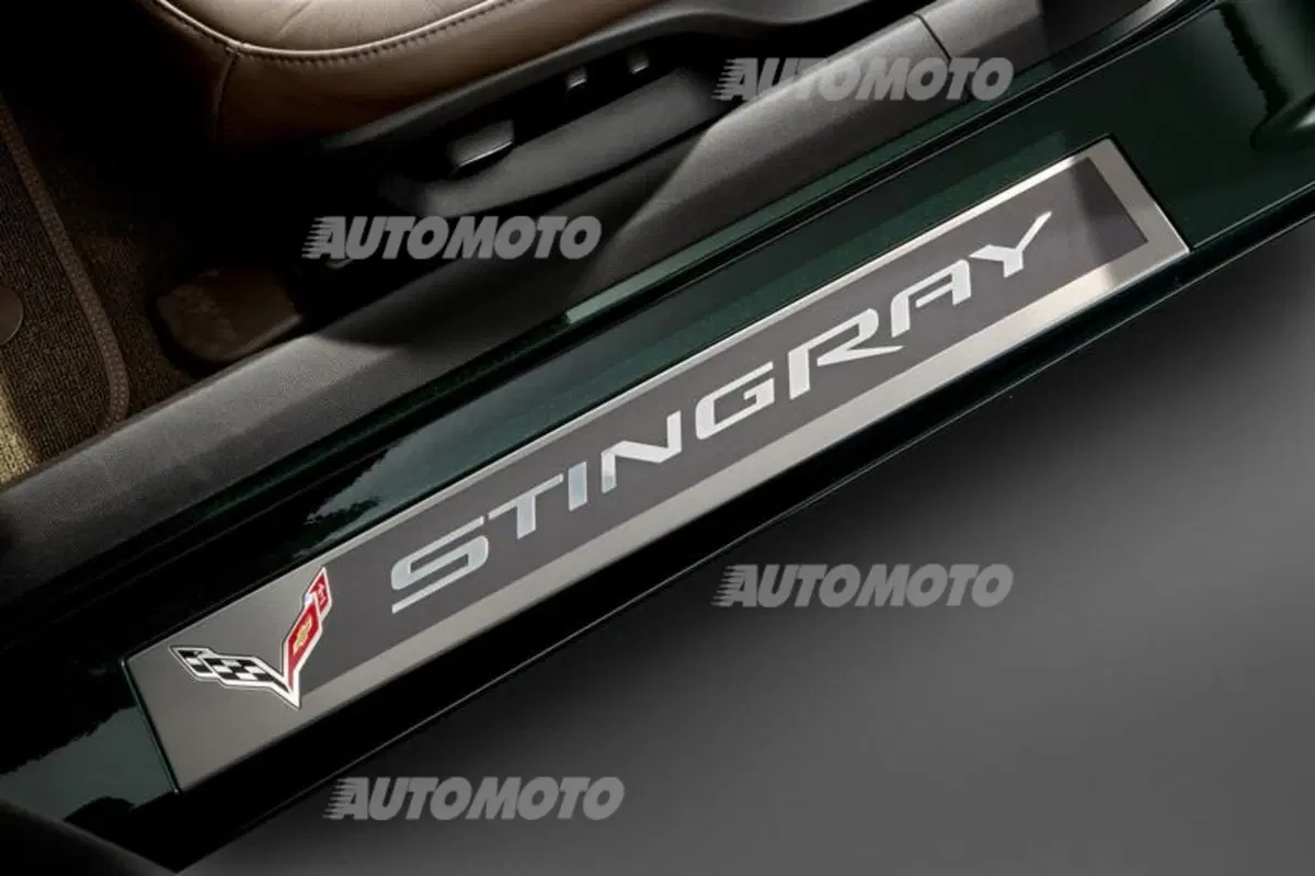 Corvette Stingray Premiere Edition Convertible (7)