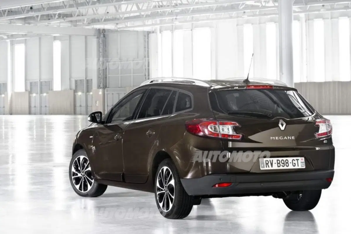 Renault Mégane restyling: i prezzi (9)