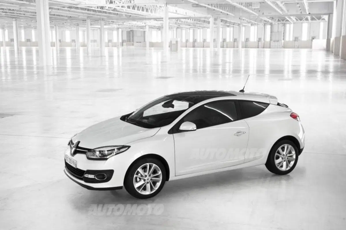 Renault Mégane restyling: i prezzi (12)