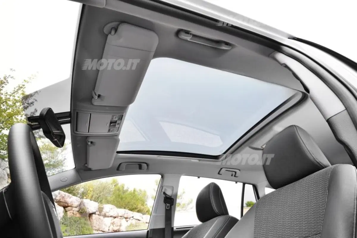 Toyota Verso: la 1.6 D-4D sarà equipaggiata con un motore BMW (19)