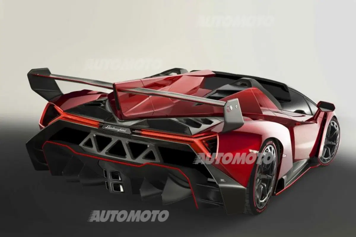 Lamborghini Veneno Roadster: presentata sulla portaerei Cavour (7)