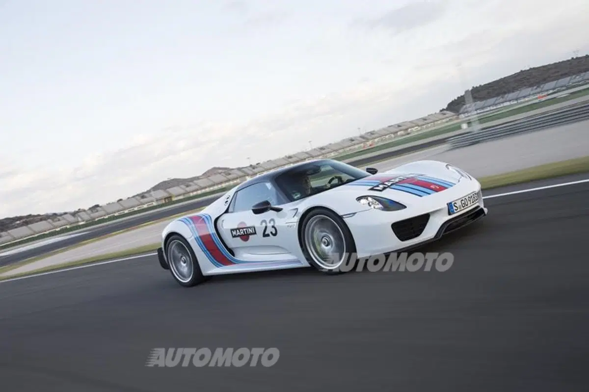 Porsche 918 Spyder (8)