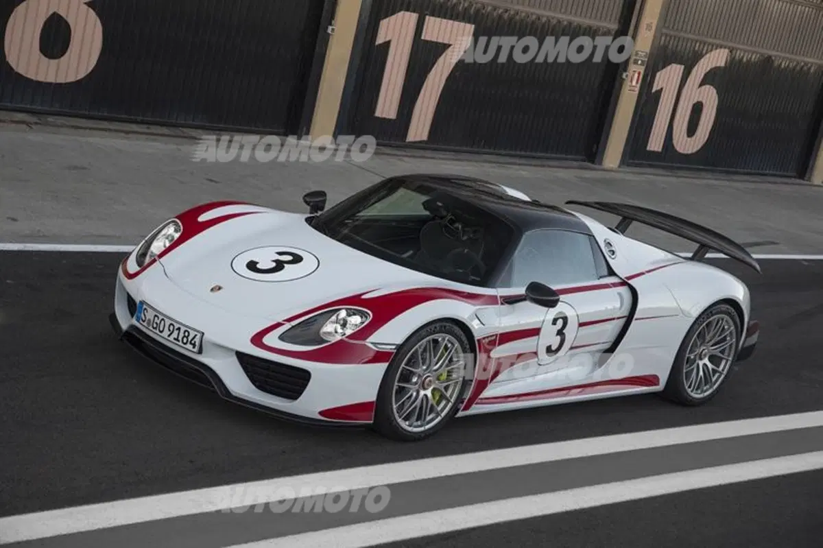 Porsche 918 Spyder (46)