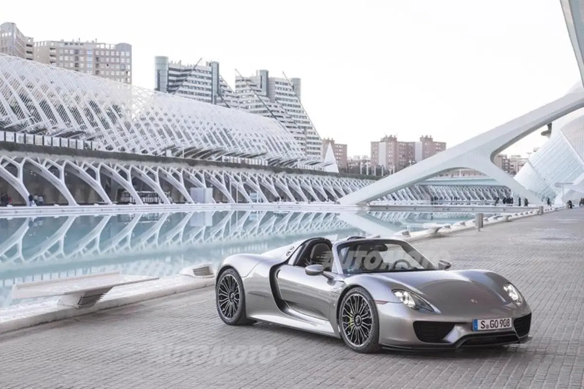 Porsche 918 Spyder (48)