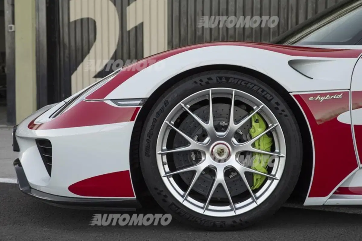 Porsche 918 Spyder (55)