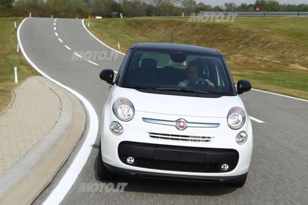 Fiat: la gamma 500L guadagna il 1.4 T-Jet Turbo da 120 CV (6)