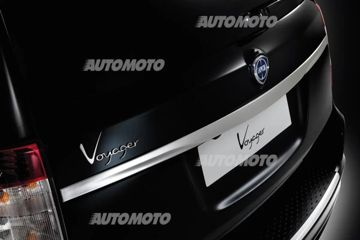 Lancia Voyager 2.8 L diesel 177 CV (53)