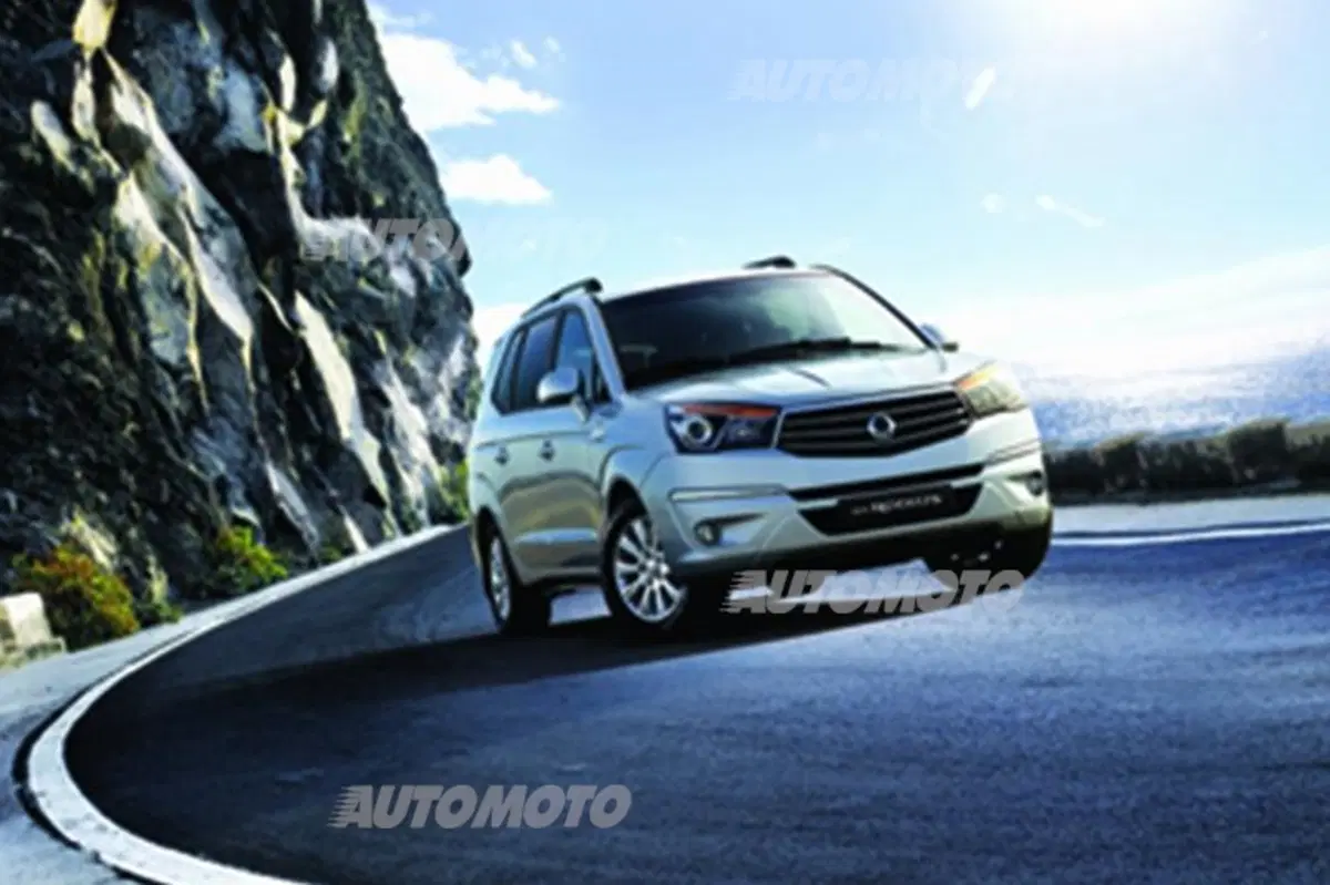 Nuova SsangYong Rodius: la monovolume coreana extra-large torna in Italia (6)