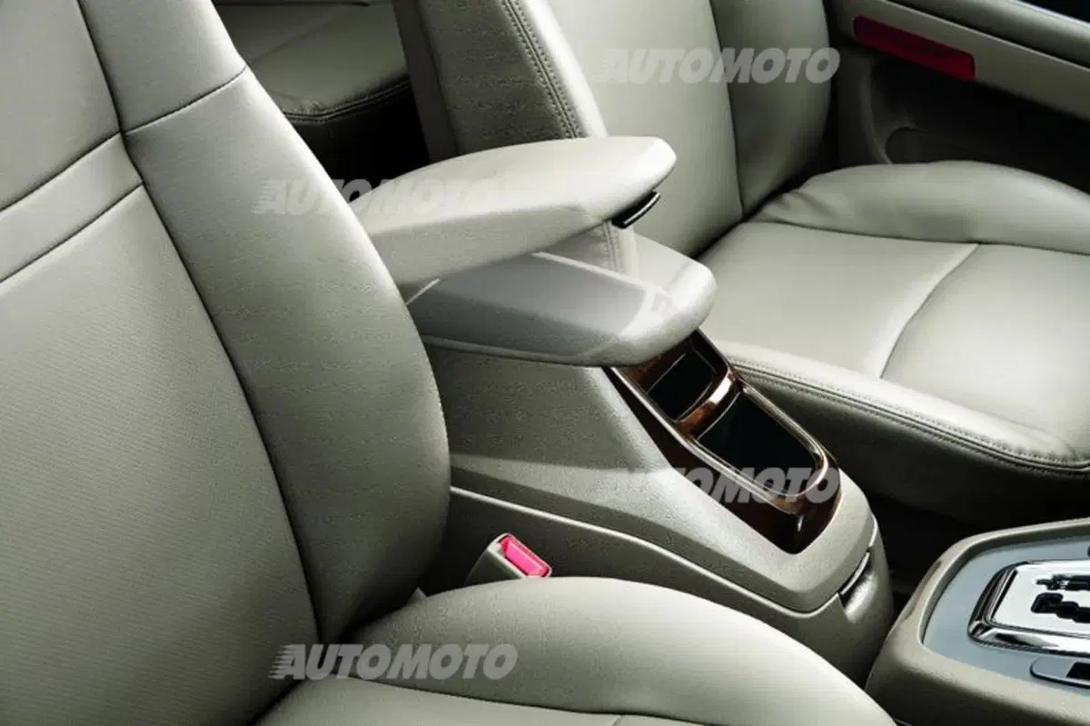 Nuova SsangYong Rodius: la monovolume coreana extra-large torna in Italia (40)