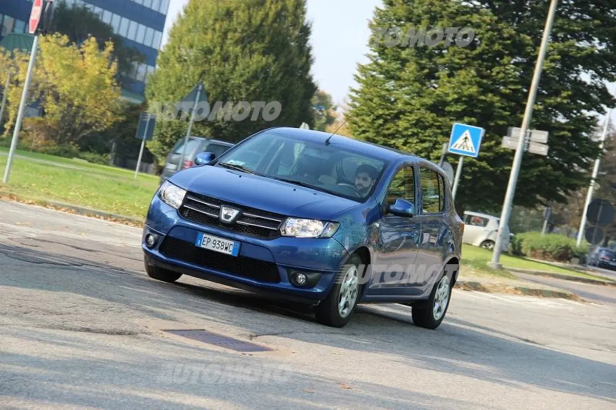 Dacia Sandero 1.2 GPL (2)